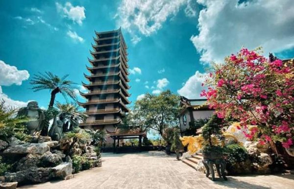 Tết 2024 nên đi du lịch ở đâu? Chùa Thiên Hưng